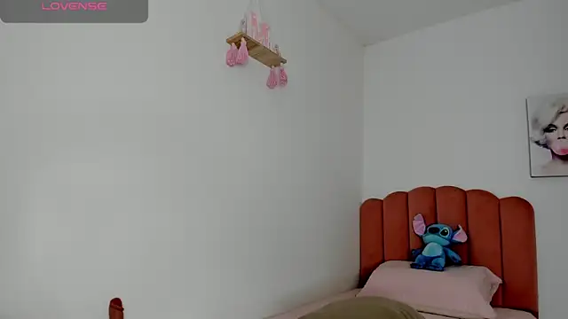 Snapshot of julieth_sanzz chatting on 29, 5, 2026 julieth sanzz online show from 29, 5, 2026
