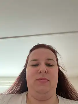 Snapshot of Curvaceouscarla chatting on 20, 7, 2026 Curvaceouscarla online show from 20, 7, 2026