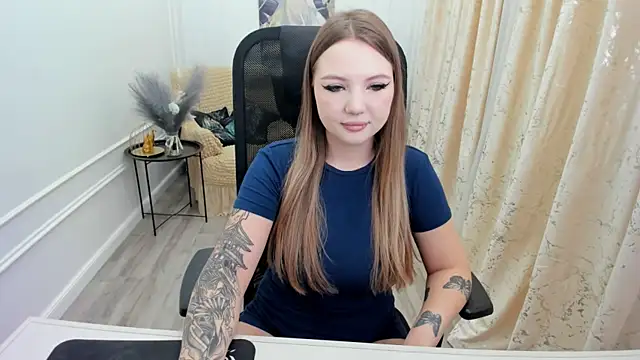 MariaRobinsone online show from 4, 7, 2026