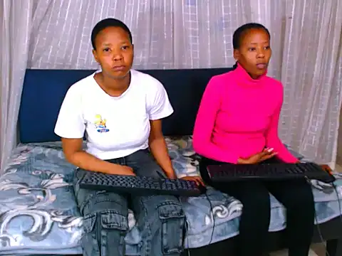 Snapshot of ebonyfirexx chatting on 14, 9, 2025 ebonyfirexx online show from 14, 9, 2025