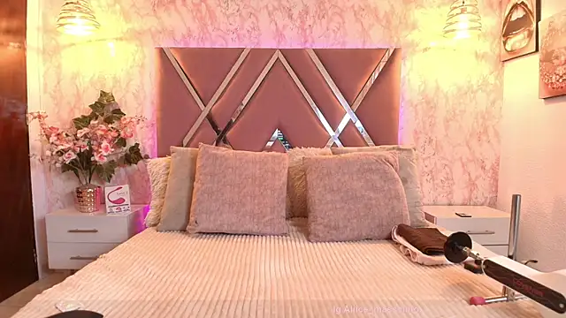 Aliice1  online show from 11, 9, 2025