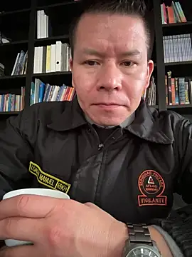 Manu0586 online show from 25, 10, 2025