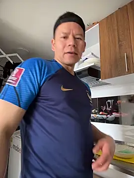 Manu0586 online show from 17, 11, 2025