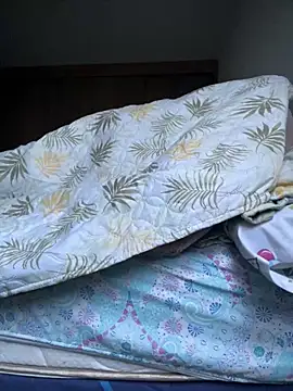 Manu0586 online show from 28, 11, 2025