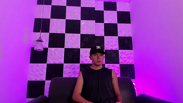 AndyFame1 online show from 7, 10, 2025