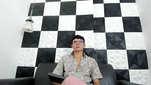 AndyFame1 online show from 18, 12, 2025