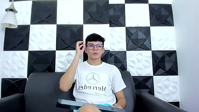 AndyFame1 online show from 22, 12, 2025