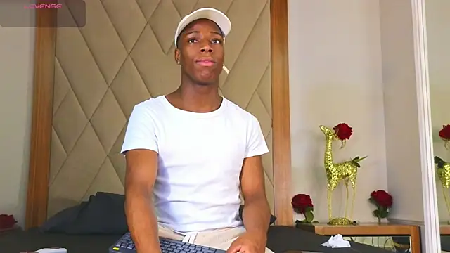 Snapshot of CharlesBrown_ chatting on 4, 7, 2026 CharlesBrown online show from 4, 7, 2026
