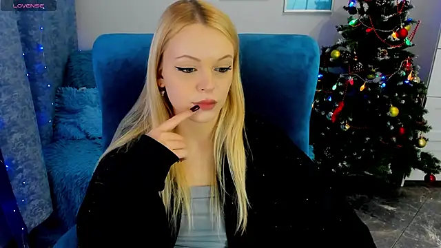 KatherineePierce online show from 11, 1, 2026