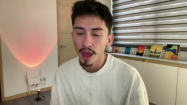 sweettaaron01 online show from 14, 11, 2025