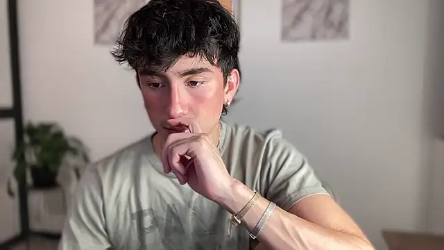 sweettaaron01 online show from 9, 5, 2026