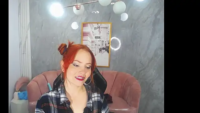 Snapshot of mady0619_ch chatting on 18, 12, 2025 mady0619 ch online show from 18, 12, 2025