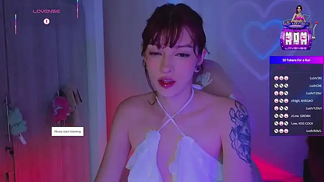 Snapshot of Moonlightt_21 chatting on 18, 1, 2026 Moonlightt 21 online show from 18, 1, 2026