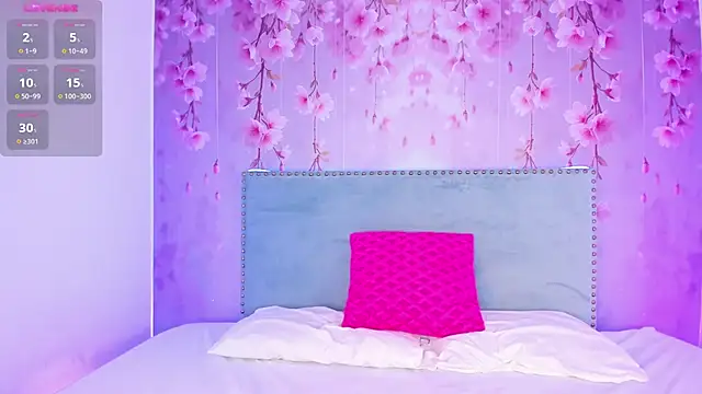 Lorrainee  online show from 11, 10, 2025