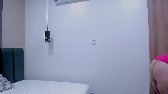 JenaCooper  online show from 12, 10, 2025