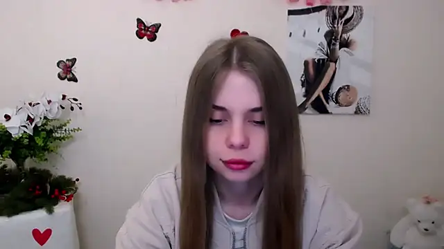 Snapshot of OceanicDawn chatting on 4, 5, 2026 OceanicDawn online show from 4, 5, 2026