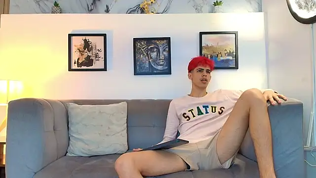 Snapshot of TWINKS_FRIENDS chatting on 21, 5, 2026 TWINKS FRIENDS online show from 21, 5, 2026