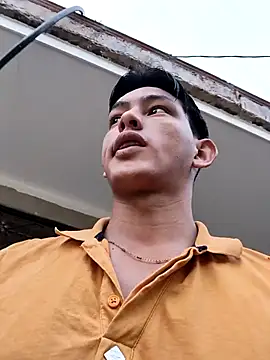 Hiroshi Shen online show from 12, 9, 2025