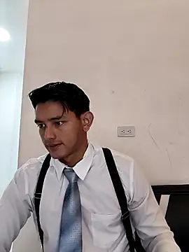 Hiroshi Shen online show from 15, 9, 2025