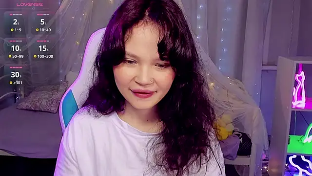 EmilyChaves online show from 16, 4, 2026