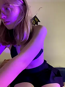 Snapshot of ReenKitty chatting on 19, 9, 2025 ReenKitty online show from 19, 9, 2025