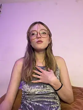 Snapshot of ReenKitty chatting on 1, 2, 2026 ReenKitty online show from 1, 2, 2026