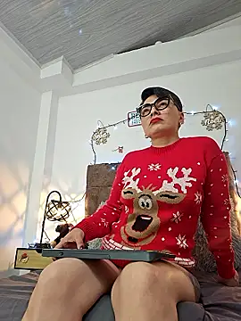 Daniela Leonn online show from 4, 12, 2025