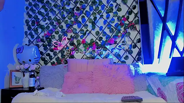 Snapshot of isabel_jaames chatting on 14, 6, 2026 isabel jaames online show from 14, 6, 2026