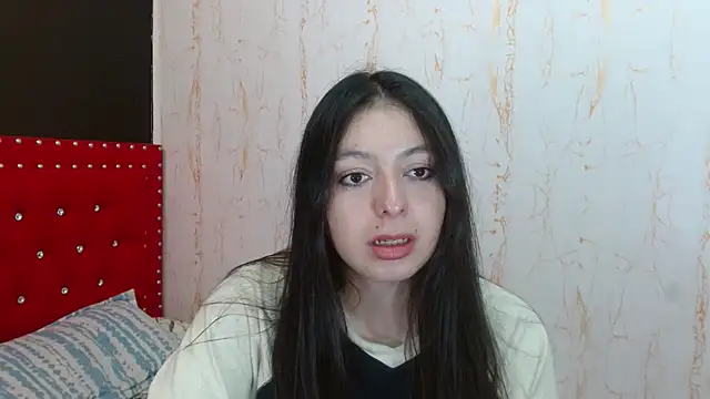 MiaKimky online show from 6, 10, 2025