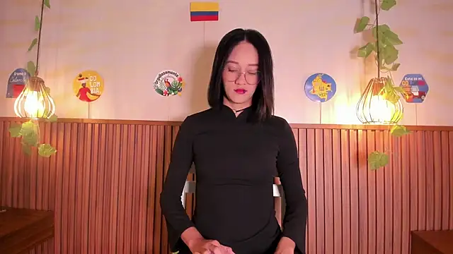 Snapshot of daphne_courtis chatting on 26, 6, 2026 daphne courtis online show from 26, 6, 2026