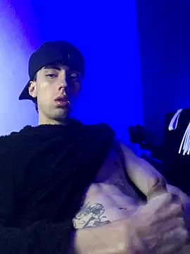 Snapshot of redmen69 chatting on 8, 10, 2025 redmen69 online show from 8, 10, 2025