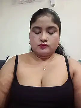 Snapshot of hornyriyanka chatting on 6, 6, 2026 hornyriyanka online show from 6, 6, 2026