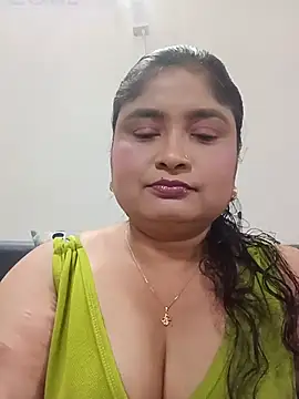 Snapshot of hornyriyanka chatting on 15, 7, 2026 hornyriyanka online show from 15, 7, 2026