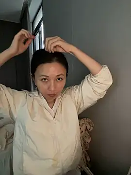 haiyan125216 online show from 26, 11, 2025