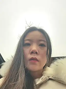 Snapshot of xinmeng-000 chatting on 22, 12, 2025 xinmeng-000 online show from 22, 12, 2025