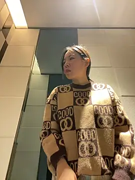 Snapshot of xinmeng-000 chatting on 3, 3, 2026 xinmeng-000 online show from 3, 3, 2026