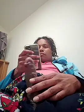 Snapshot of uratre chatting on 19, 12, 2025 uratre online show from 19, 12, 2025