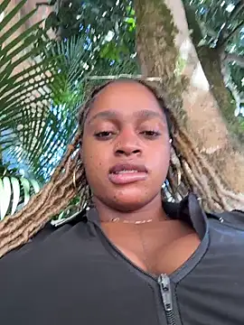 Snapshot of darle_volant chatting on 31, 5, 2026 darle volant online show from 31, 5, 2026