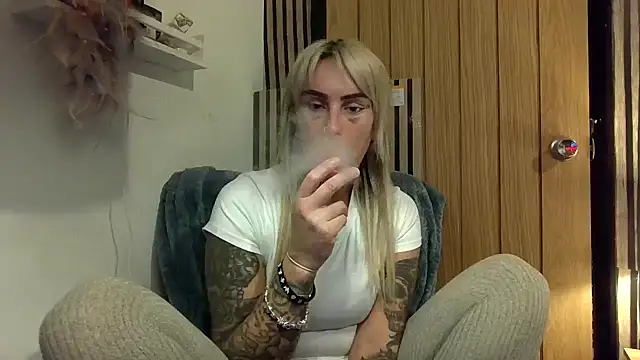 poppyinga1 online show from 27, 2, 2026