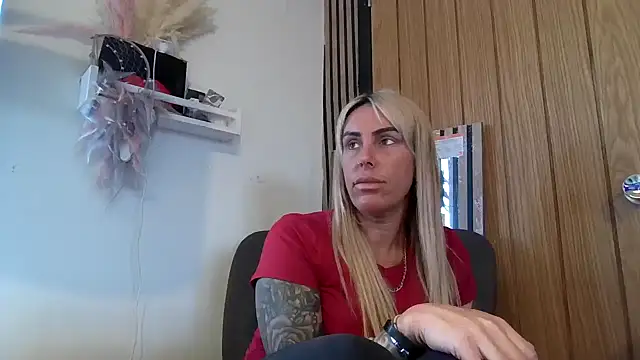 poppyinga1 online show from 11, 3, 2026