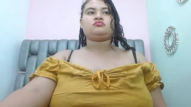 Snapshot of Madison_Copers chatting on 5, 11, 2025 Madison Copers online show from 5, 11, 2025