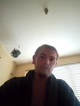 Snapshot of piercingpik chatting on 21, 10, 2025 piercingpik online show from 21, 10, 2025