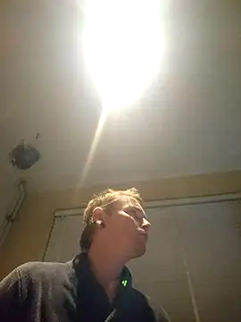 Snapshot of piercingpik chatting on 28, 10, 2025 piercingpik online show from 28, 10, 2025