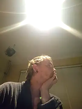 Snapshot of piercingpik chatting on 14, 12, 2025 piercingpik online show from 14, 12, 2025