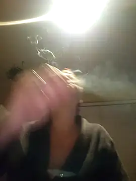 Snapshot of piercingpik chatting on 21, 12, 2025 piercingpik online show from 21, 12, 2025