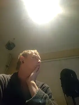 piercingpik online show from 16, 4, 2026