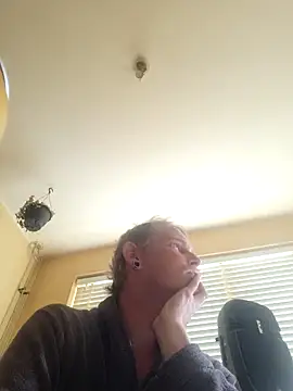 Snapshot of piercingpik chatting on 11, 5, 2026 piercingpik online show from 11, 5, 2026