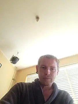 Snapshot of piercingpik chatting on 18, 5, 2026 piercingpik online show from 18, 5, 2026