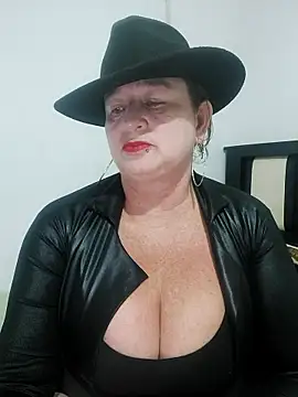 Miss-tetas online show from 18, 1, 2026