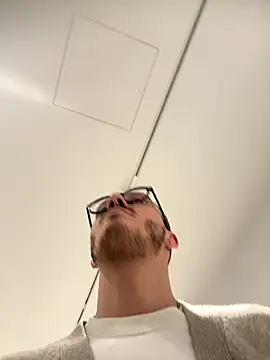 xAaronx9095 online show from 25, 9, 2025